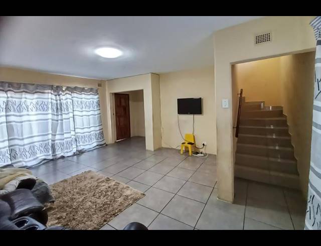 3 BEDROOM TOWNHOUSE FOR SALE IN PIETERMARITZBURG CENTRAL